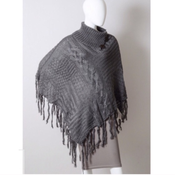 Last 1 New Comfy Knit Fringe Sweater Poncho - Picture 5 of 6